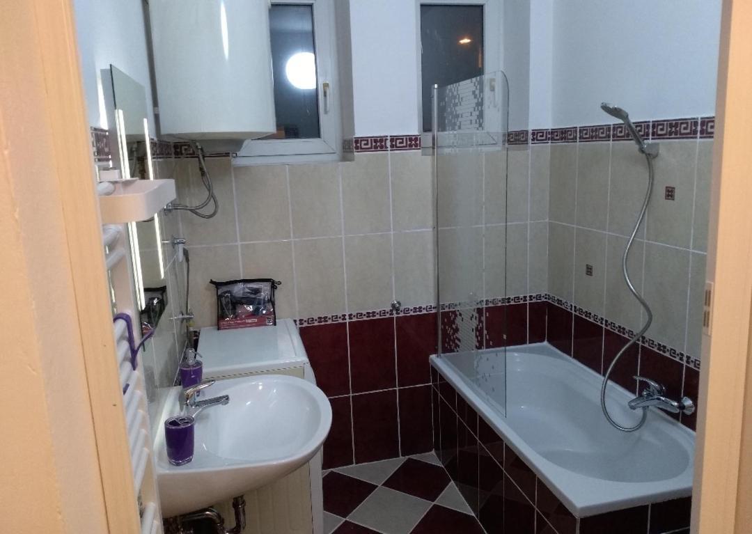 Zagreb Main Station Budget Apartment Buitenkant foto